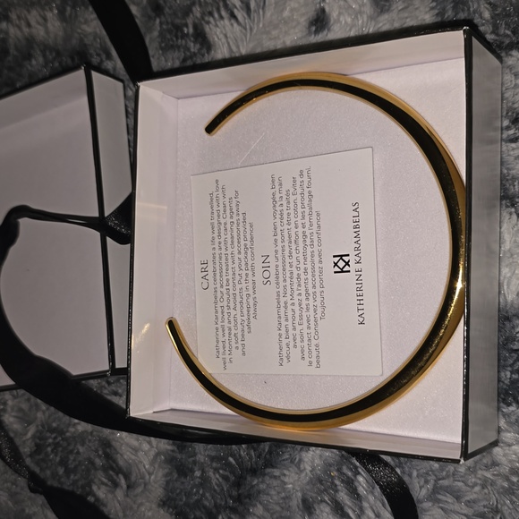 New Gold Choker Necklace - Picture 4 of 4